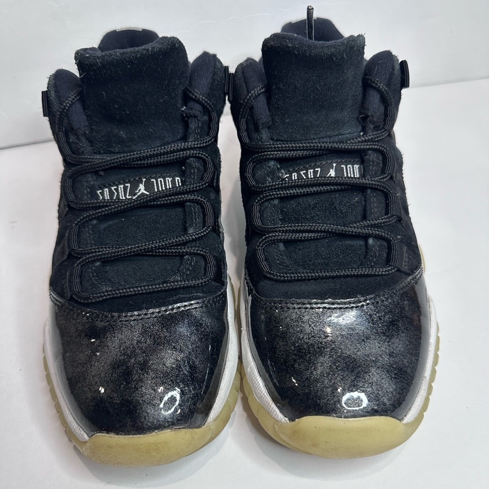 Kids Black and White Jordan 11 Sneakers - Picture 3 of 8